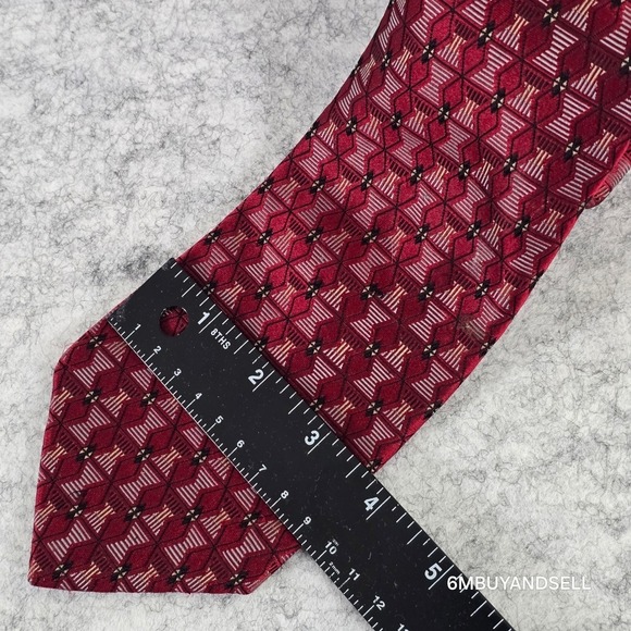 Jones New York Vintage Silk Tie Red Geometric Retro Y2K 58x3.75 - Picture 6 of 7
